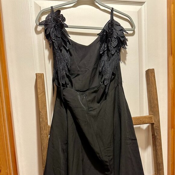 Black Backless Wing Shoulder-blade Spaghetti Strap Dress M - Picture 1 of 2